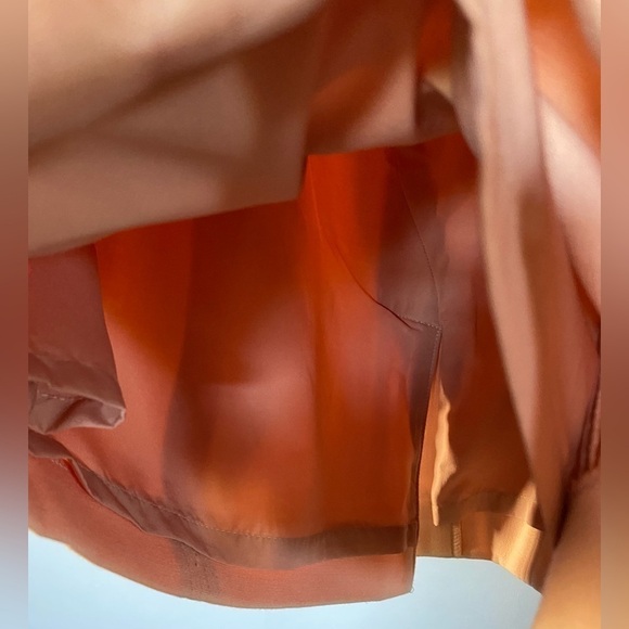 Banana Republic peachy/pink gold zipper front skirt women's size 2 - Picture 6 of 10